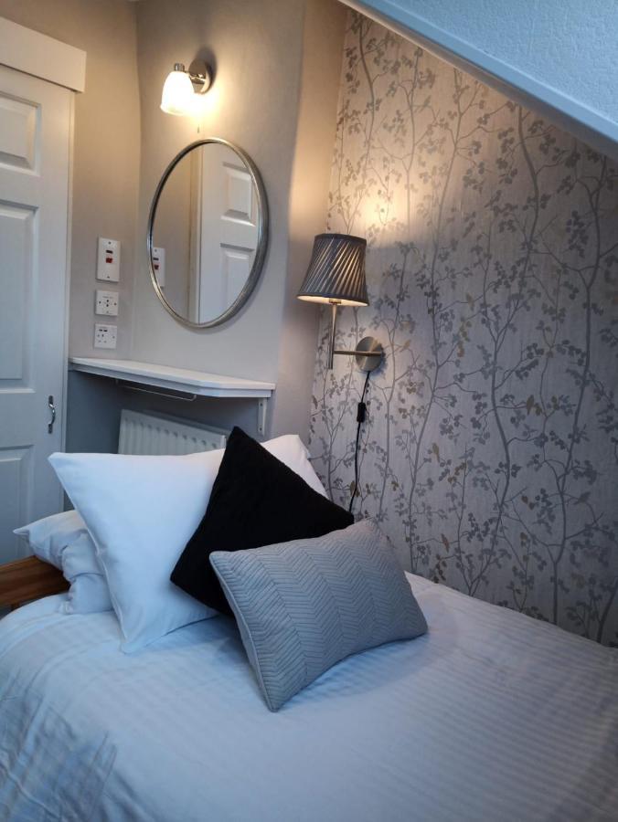 ケズィック Harvington House Bed & Breakfast エクステリア 写真