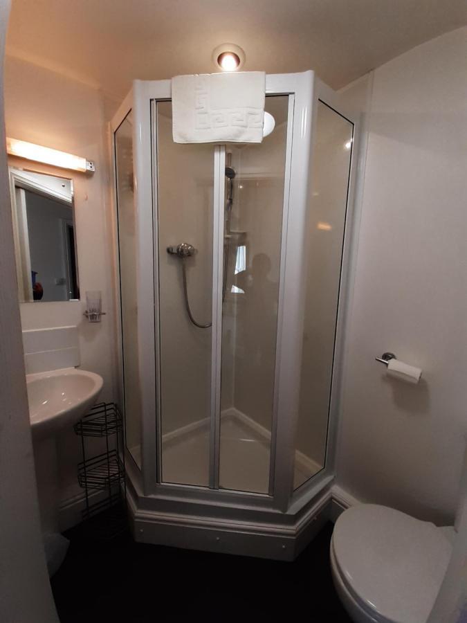 ケズィック Harvington House Bed & Breakfast エクステリア 写真